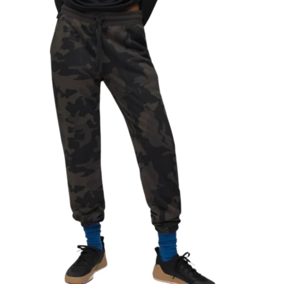 PrAna Cozy Up Hiking Pants Joggers in Black Camo Combo XL - Picture 2 of 14